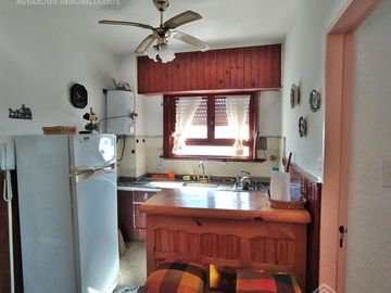 EXCELENTE Y ESPECTACULAR DEPARTAMENTO!! 3 AMB. SOBRE CHIOZZA-CON COCHERA Y BALCON A LA CALLE!!