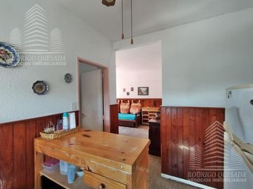 EXCELENTE Y ESPECTACULAR DEPARTAMENTO!! 3 AMB. SOBRE CHIOZZA-CON COCHERA Y BALCON A LA CALLE!!