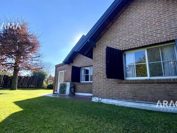 CASA en VENTA en Campos De Echeverría - Canning