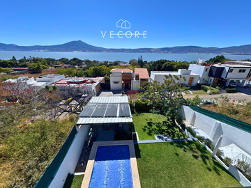 CASA DE CAMPO EN CARRETERA A JOCOTEPEC, JALISCO