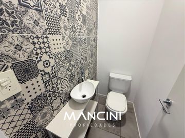 PH en venta  de 2 ambientes con patio y parrilla - San Martín Centro