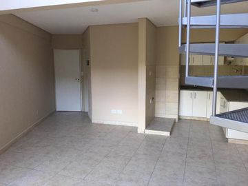 Casa - Centro (Moreno)