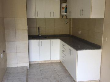 Casa - Centro (Moreno)