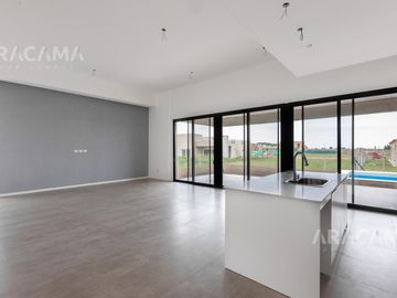 VENTA CASA EN SAN FELIPE - CANNING