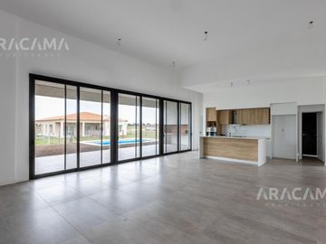 VENTA CASA EN SAN FELIPE - CANNING