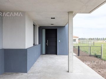 VENTA CASA EN SAN FELIPE - CANNING