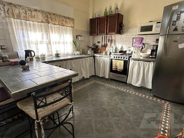 Casa en Ituzaingó Sur - 3 dormitorios - 4 ambientes