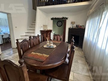 Casa en Ituzaingó Sur - 3 dormitorios - 4 ambientes