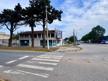 VENTA - LOCAL COMERCIAL  - EXCELENTE - SAN BERNARDO DEL TUYU - SOBRE LOTE PROPIO DE 658 M2