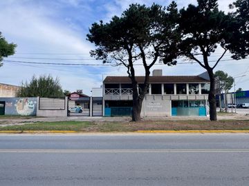 VENTA - LOCAL COMERCIAL  - EXCELENTE - SAN BERNARDO DEL TUYU - SOBRE LOTE PROPIO DE 658 M2