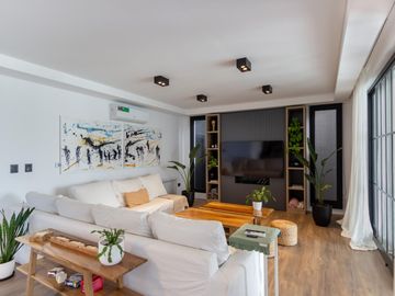 Casa en barrio  Don mateo, A ESTRENAR.