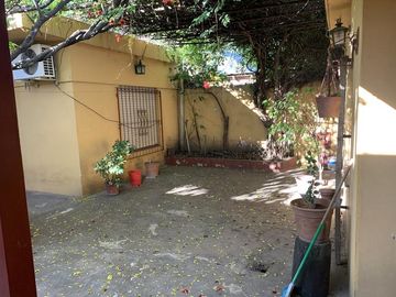 SANTILLI - LARREA 1057 - Florencio Varela