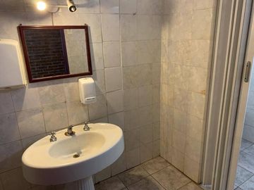 SANTILLI - LAPRIDA 860 - Lomas de Zamora Oeste