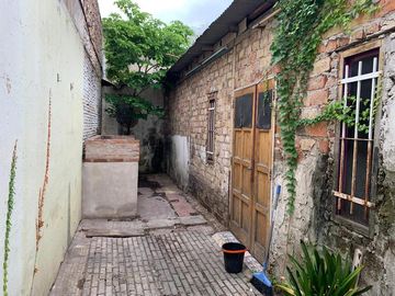 SANTILLI - LAPRIDA 860 - Lomas de Zamora Oeste