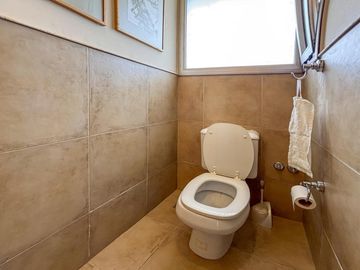 Casa de 3-4 dormitorios con pileta en San Marino - Funes Hills