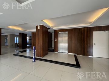 Venta de Departamento 4 ambientes con cochera y baulera en Quilmes Centro
