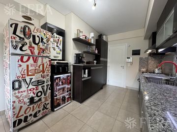 Venta de Departamento 4 ambientes con cochera y baulera en Quilmes Centro