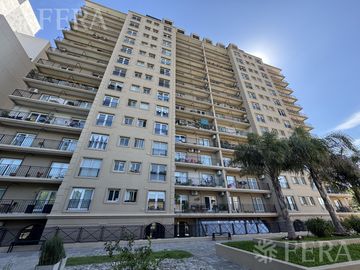 Venta de Departamento 4 ambientes con cochera y baulera en Quilmes Centro