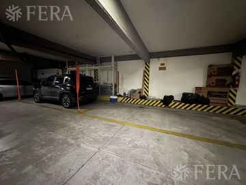 Venta de Departamento 4 ambientes con cochera y baulera en Quilmes Centro