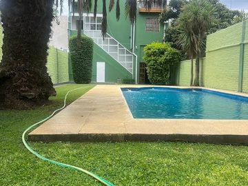 Casa en venta - 2 Dormitorios 1 Baño - 300mts2 - Longchamps