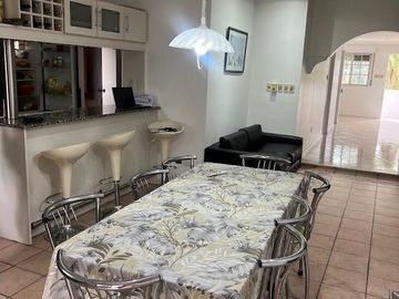Casa en venta - 2 Dormitorios 1 Baño - 300mts2 - Longchamps