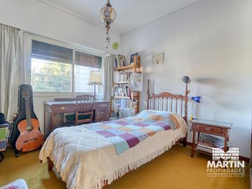 Casa en venta de 5 amb y gran jardín con pileta en Villa Martelli