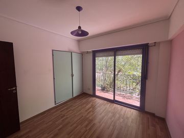 Venta Departamento en Palermo, 4 Ambientes, Toilette y Baño, Al Frente c/ Balcón, 4º Piso