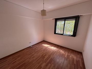 Venta Departamento en Palermo, 4 Ambientes, Toilette y Baño, Al Frente c/ Balcón, 4º Piso