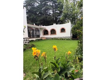 HERMOSA  Y ACOGEDORA RESIDENCIA