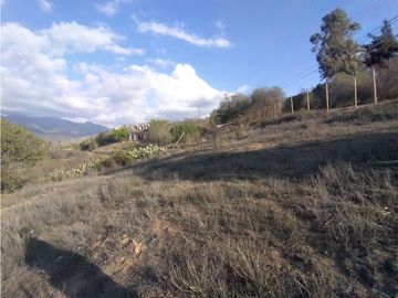 SE VENDE PARCELA EN CONDOMINIO CONSOLIDADO
