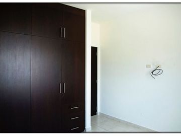 Amplia Casa de buena altura en Santa Fe Juriquilla