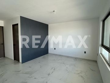 CASA EN VENTA FRACCIONAMIENTO CAPITAL SUR, COTO DUBLÍN. - (3)