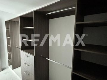 CASA EN VENTA FRACCIONAMIENTO CAPITAL SUR, COTO DUBLÍN. - (3)