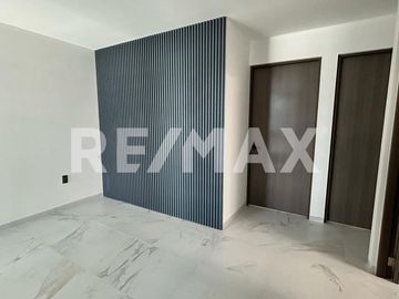 CASA EN VENTA FRACCIONAMIENTO CAPITAL SUR, COTO DUBLÍN. - (3)