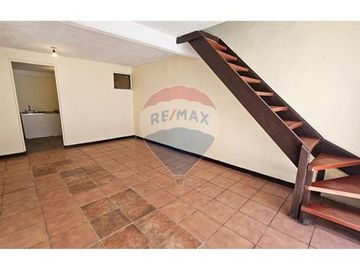 Casa ampliada y regularizada
