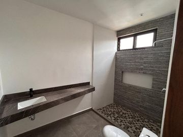 CASA EN VENTA EN SANTIAGO - ALTARES RESIDENCIAL