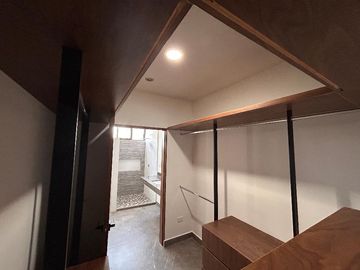 CASA EN VENTA EN SANTIAGO - ALTARES RESIDENCIAL