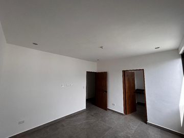 CASA EN VENTA EN SANTIAGO - ALTARES RESIDENCIAL