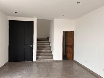 CASA EN VENTA EN SANTIAGO - ALTARES RESIDENCIAL
