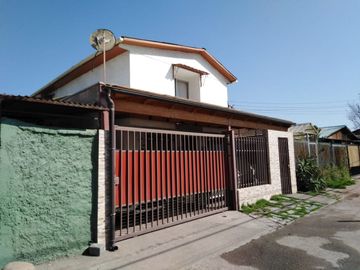 VENDE HERMOSA CASA EN SAN BERNARDO I CHILENO INMUEBLES