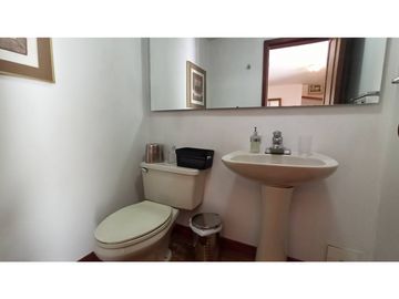 VENDO CASA CON OFICINA INDEPENDIENTE EN SANTA BARBARA (lC)