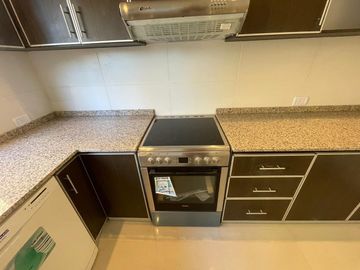 PH 4 amb- baño y toil - balcón- parrilla-Olivos