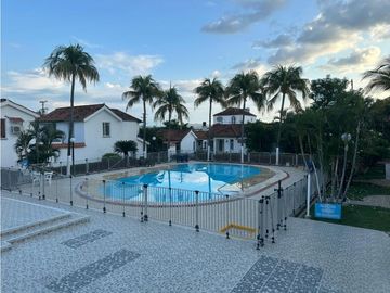 SE VENDE CASA EN GIRARDOR  ALCATRACES 2