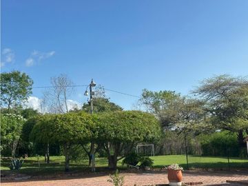 SE VENDE CASA EN GIRARDOR  ALCATRACES 2