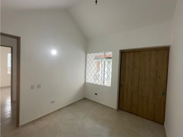 SE VENDE CASA EN GIRARDOR  ALCATRACES 2