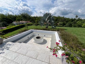 Se Vende Exclusiva Casa Campestre - Sector La Tebaida