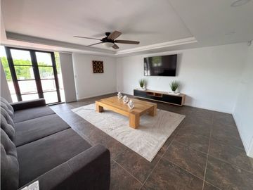 Se Vende Exclusiva Casa Campestre - Sector La Tebaida