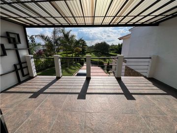 Se Vende Exclusiva Casa Campestre - Sector La Tebaida