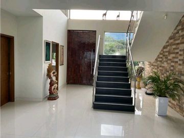 Casa Campestre en Laguna seca Dapa