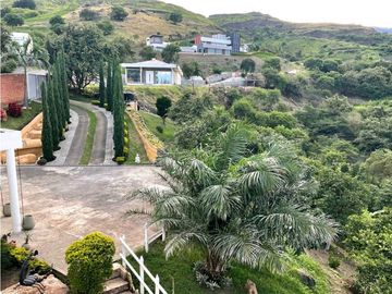 Casa Campestre en Laguna seca Dapa